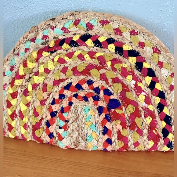 Shiraleah Chicago Jute Clutch Can we taco bout this cute taco shape zipper purse - Picture 3 of 6